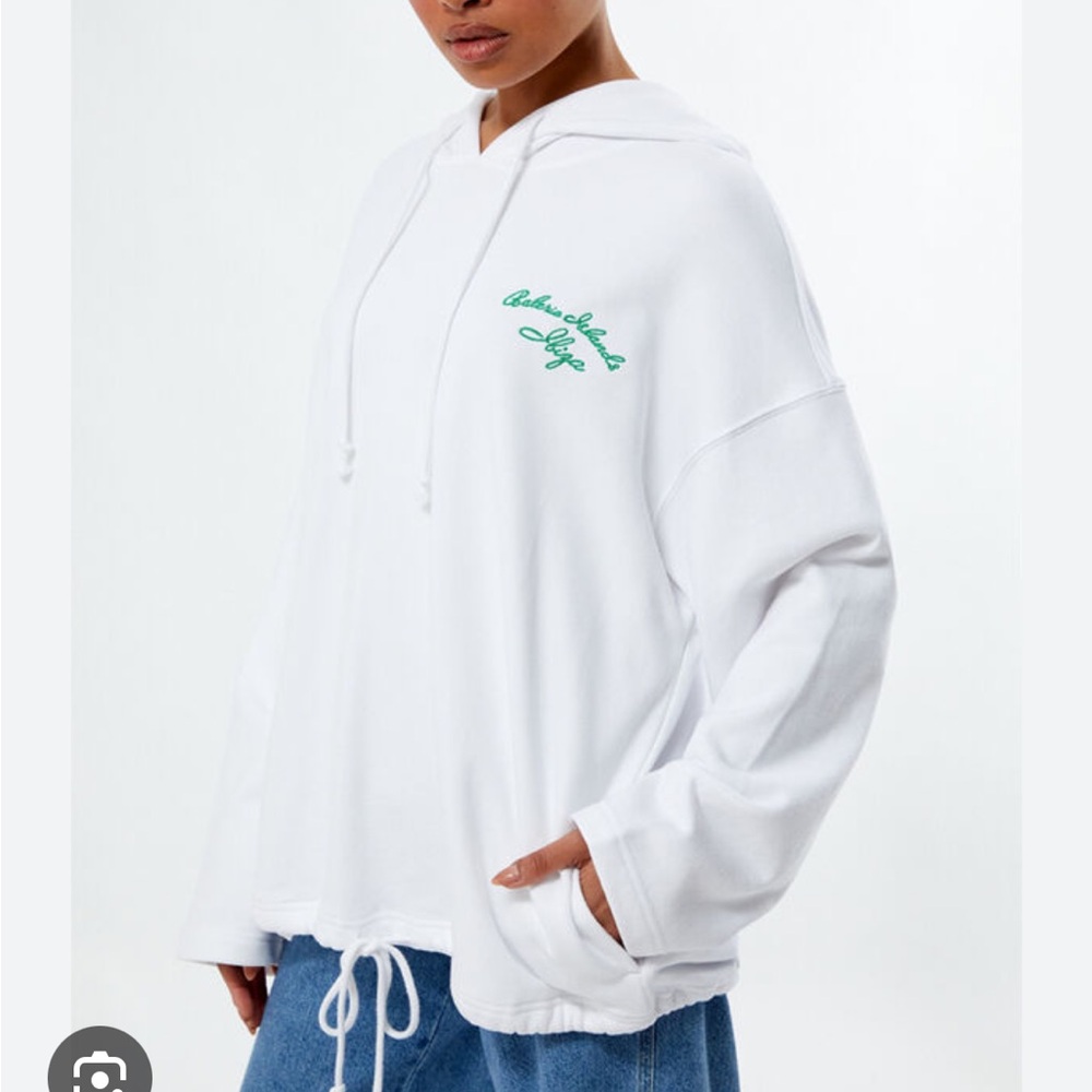 Pacsun Islands Ibiza Oversized white Hoodie.